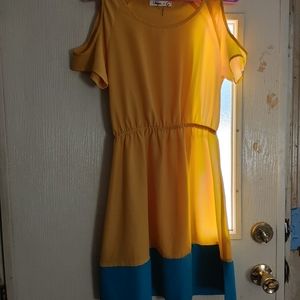 Umgee S cold shoulder dress